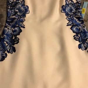 Antonio Melani dress white with blue flowers